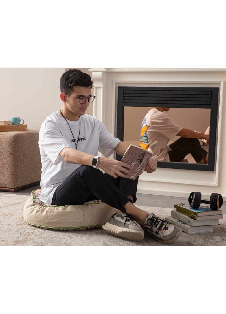 Serenon London Check Yuvarlak Yer Minderi – Ekose Desen & Yeşil Biye Detaylı Serenon London Check Yuvarlak Yer Minderi – Ekose Desen & Yeşil Biye Detaylı