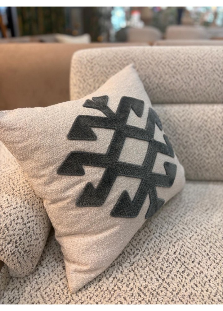 Serenon Geometrik Motifli Dokuma Kırlent Kılıfı